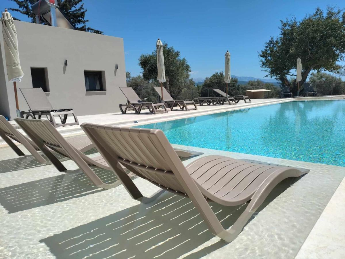 Nirikos Campsite Spasmeni Vrisi